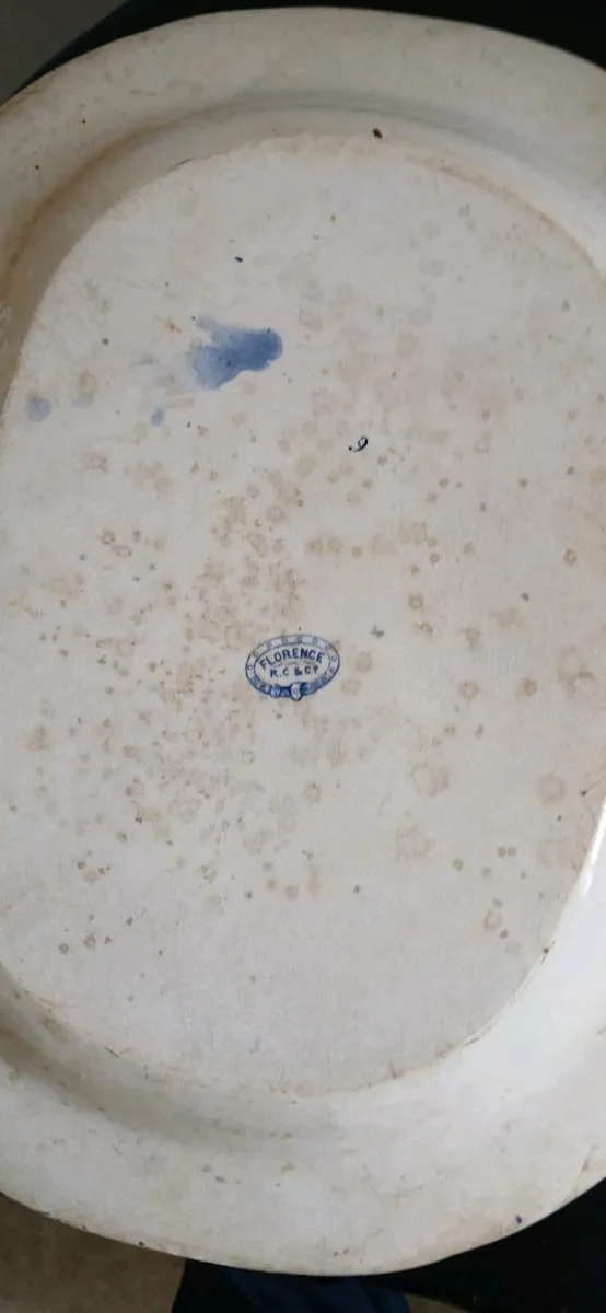 2 old serving plates - Image 3