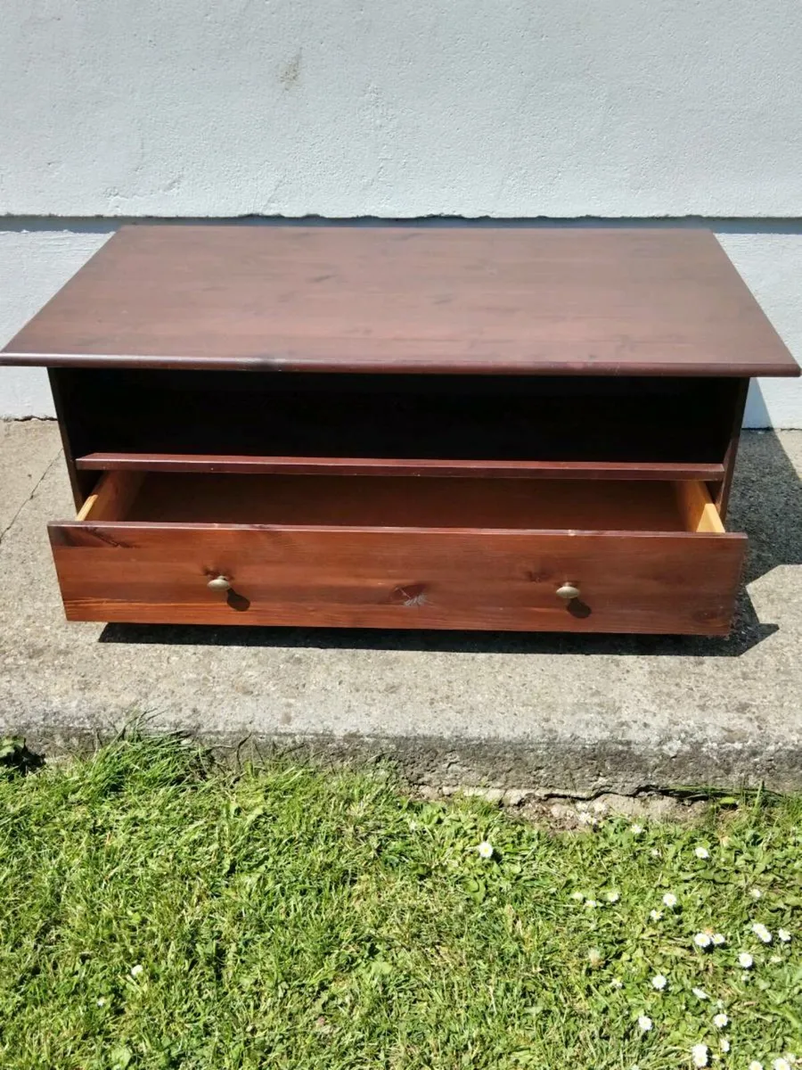 Pine coffee Table - Image 1