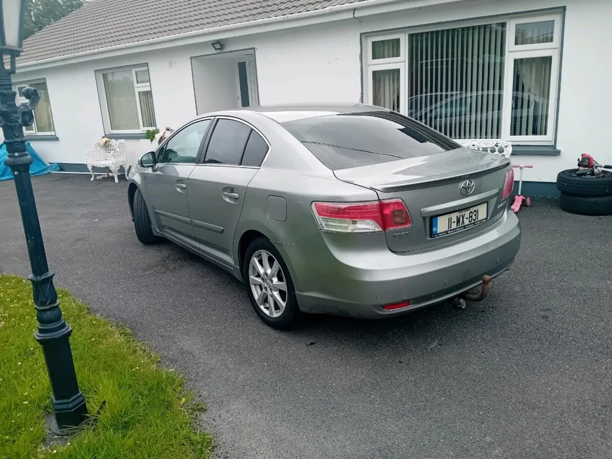 11 toyota avensis  nctd and taxed next year - Image 1