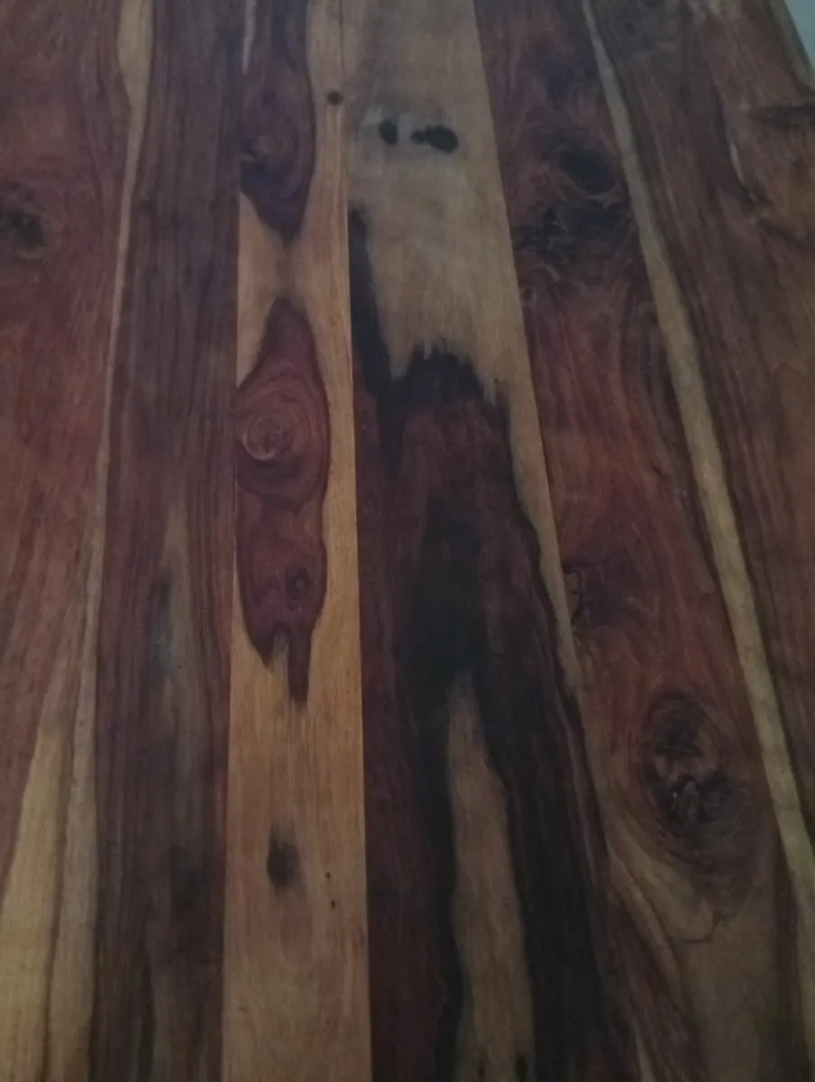 Solid Quality walnut dining table 4-8pers - Image 3