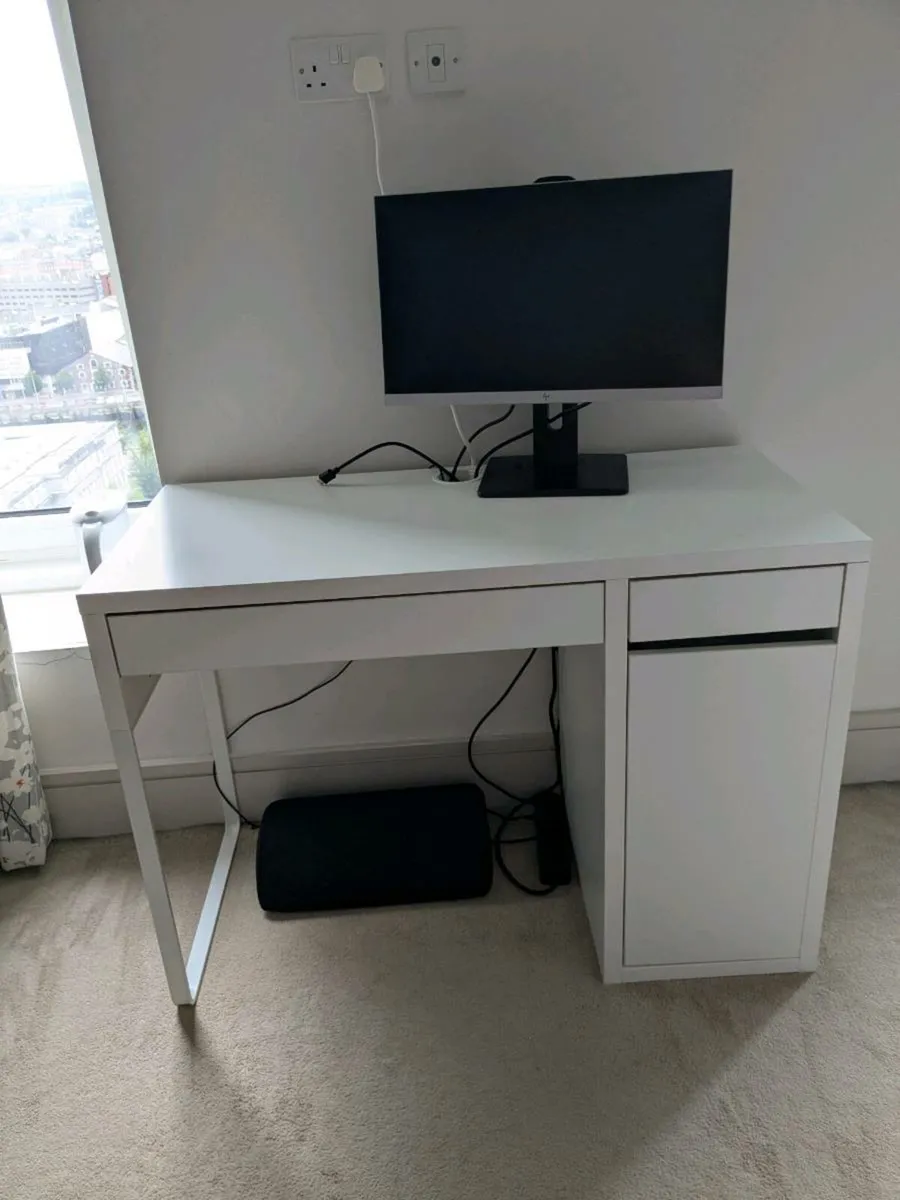 Ikea office desk - Image 1