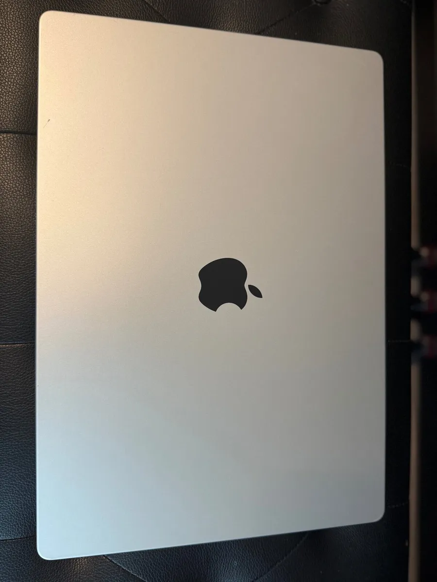 MacBook Pro 16" M1 Max 64GB/512SSD/215c - Image 3