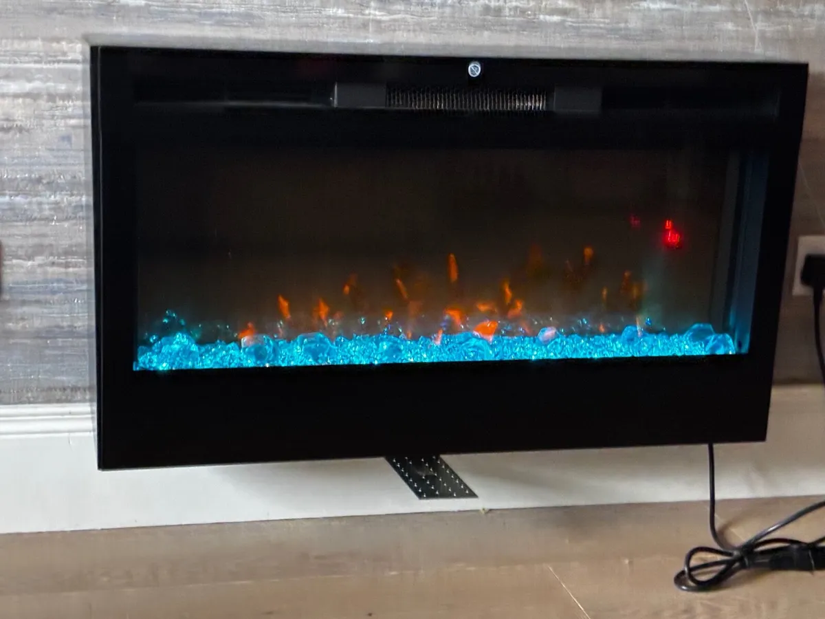 Electric fireplace - Image 2
