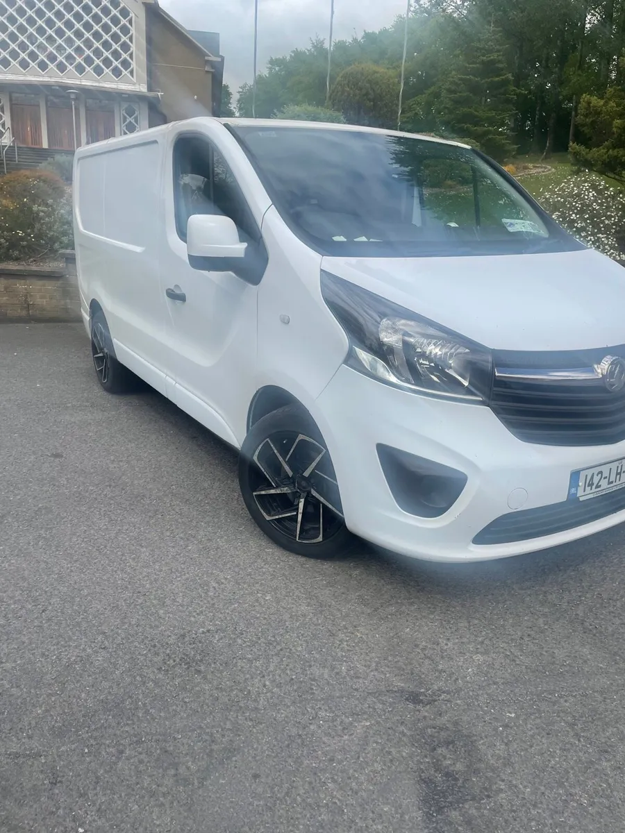 Vauxhall vivaro - Image 3