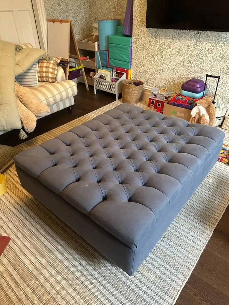 deep button ottoman - Image 1