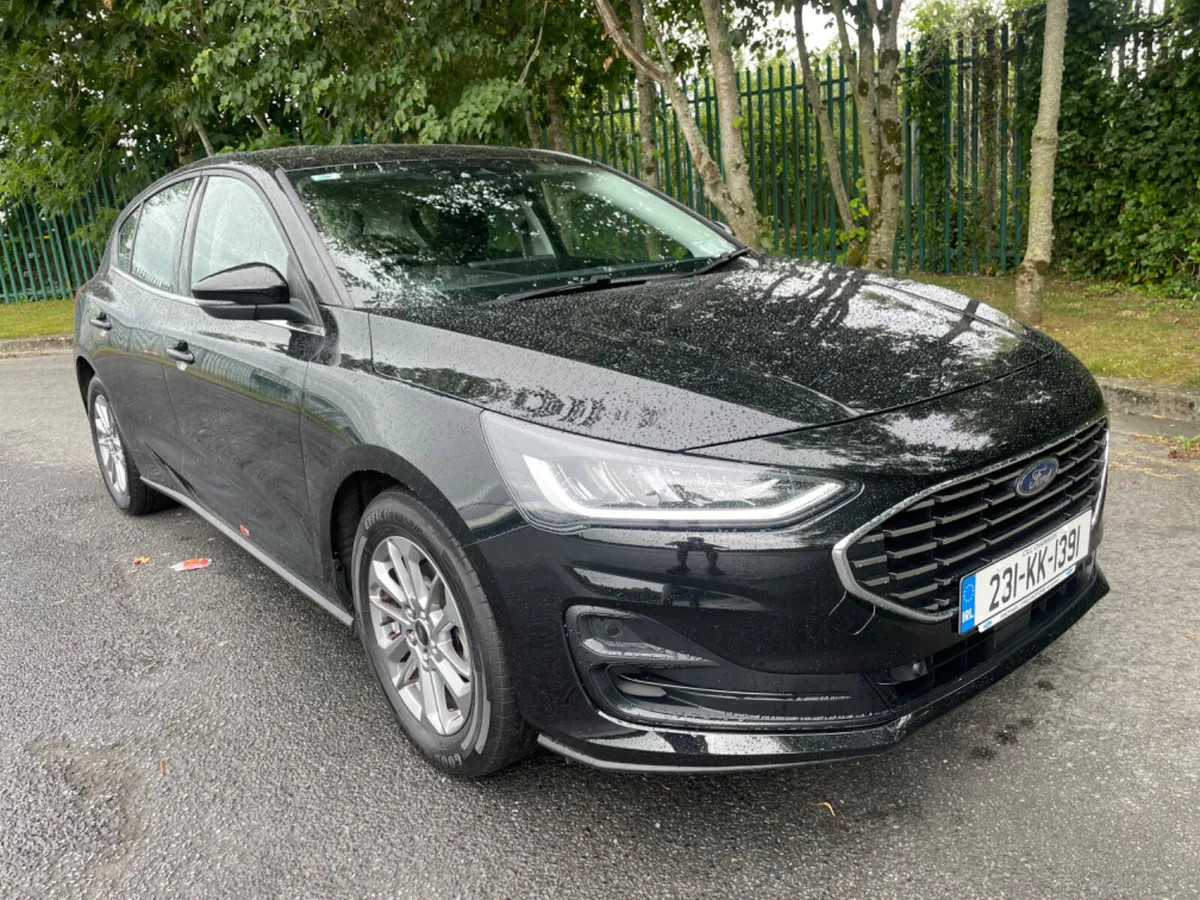 Ford Focus 2023 - Image 2
