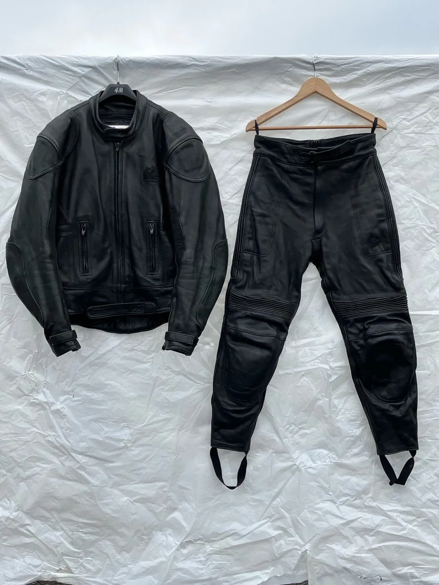RS Two Piece Leather Motorcycle Suit - Image 1