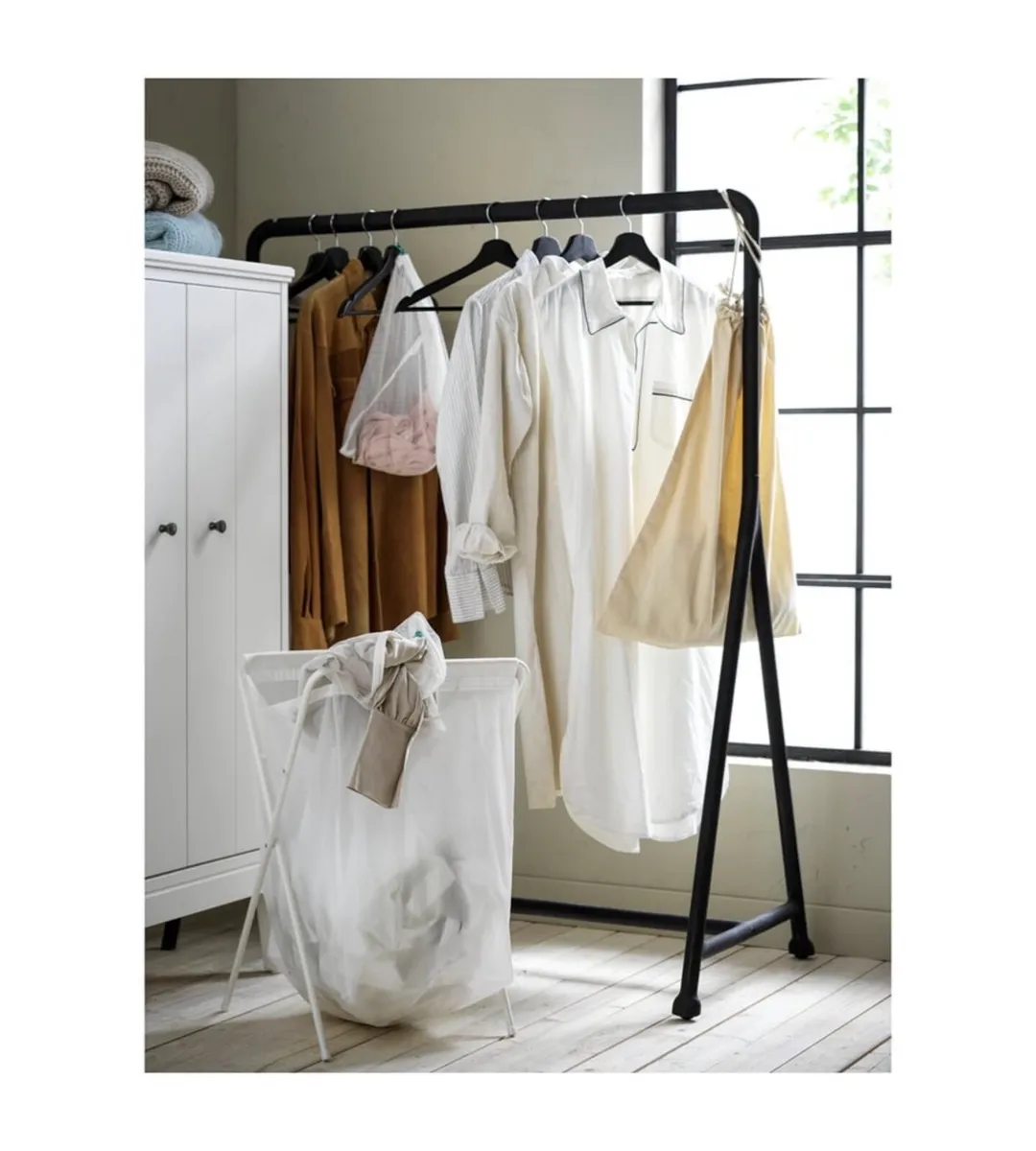Clothes rack - Image 4