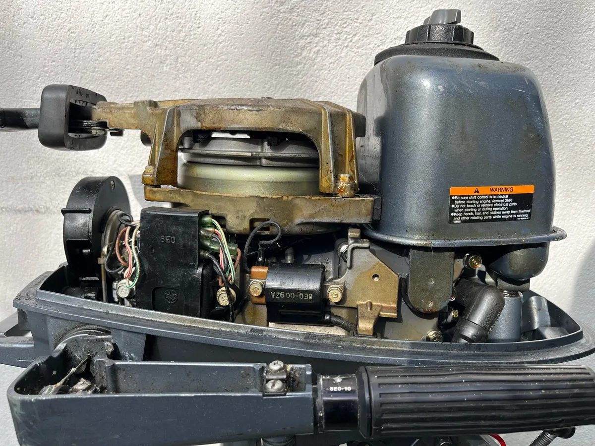 Outboard engine - Image 2