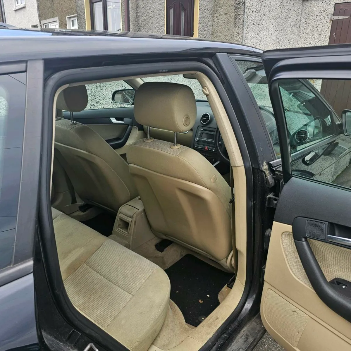 Selling car - Image 2