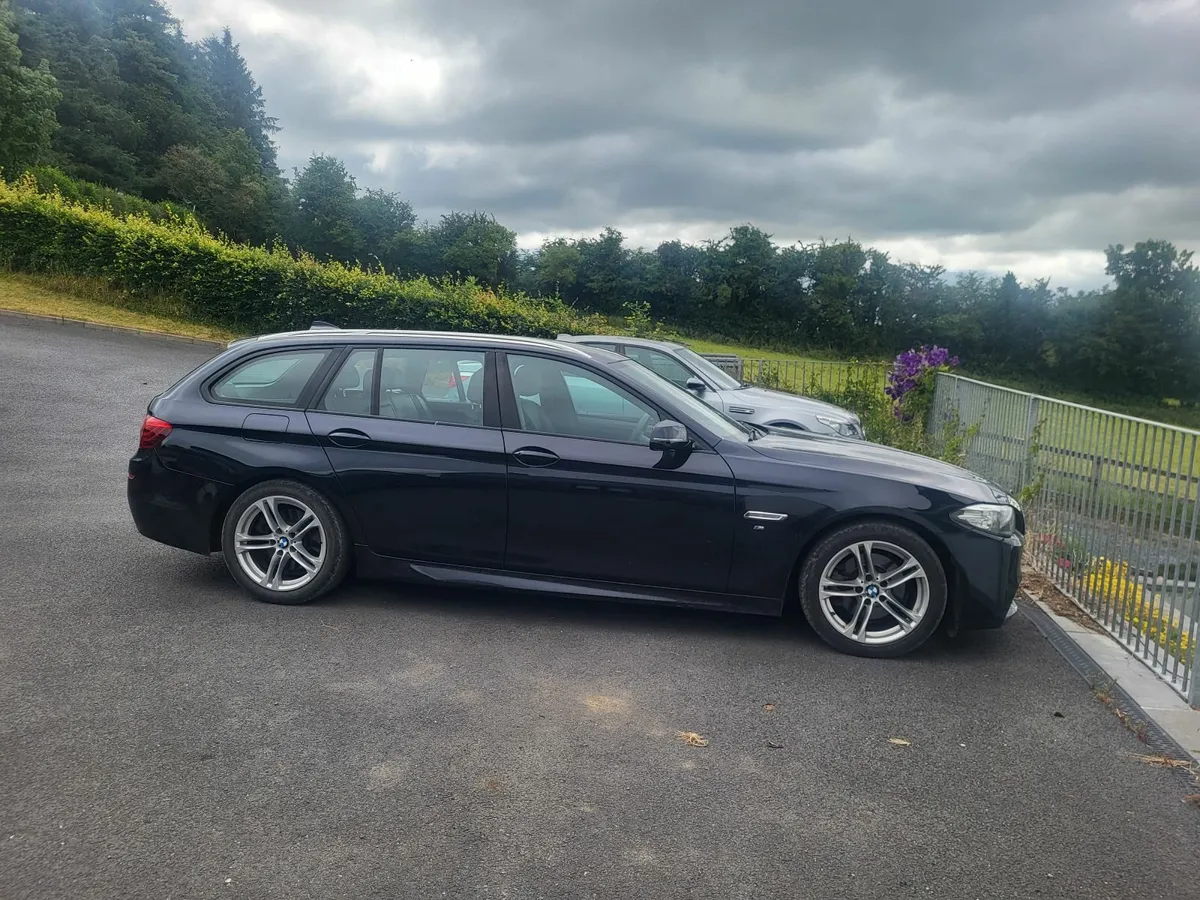 BMW 5-Series 2015 - Image 1