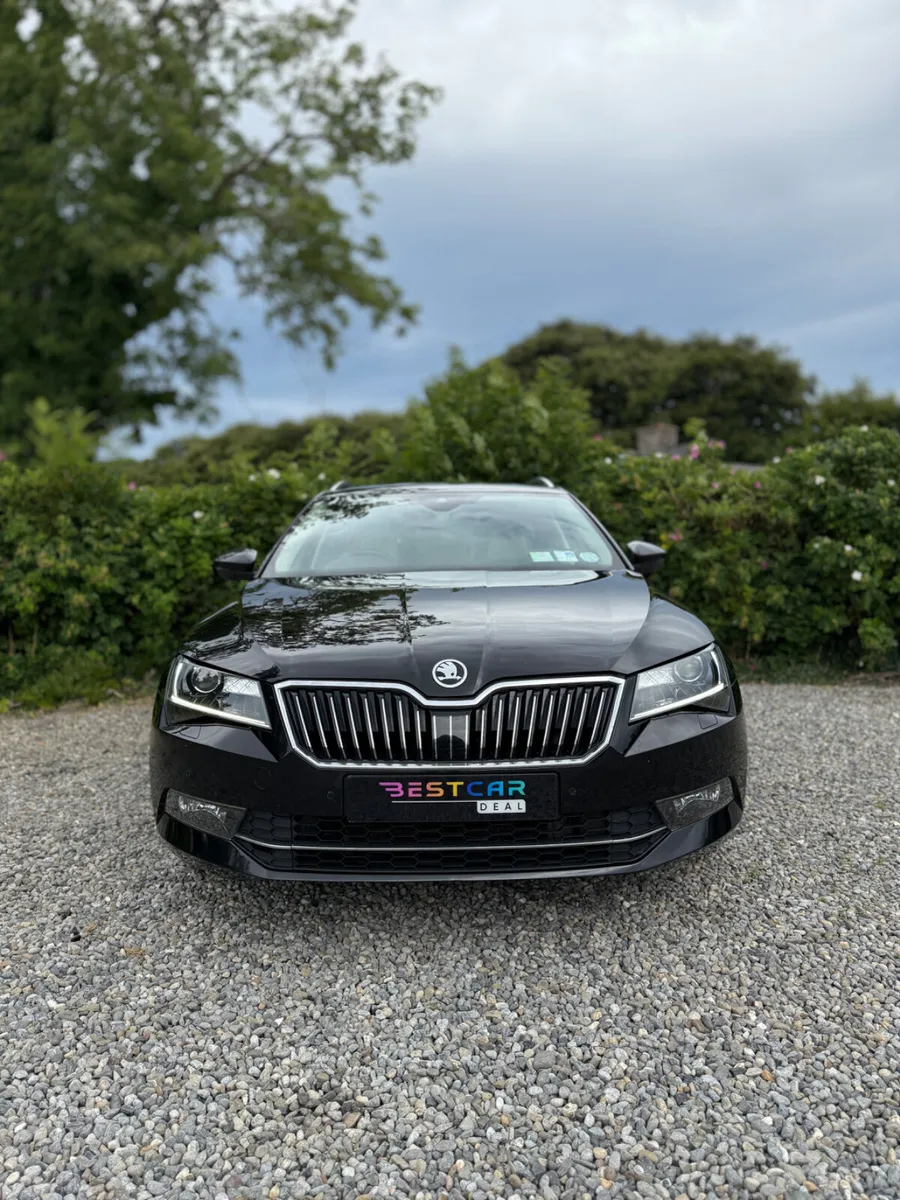 2016 Skoda Superb 2.0 Tdi 190 Lauran & Klement - Image 2