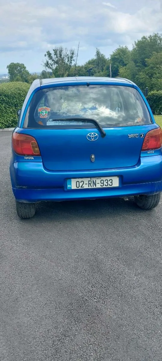 2002 Toyota Yaris - Image 2