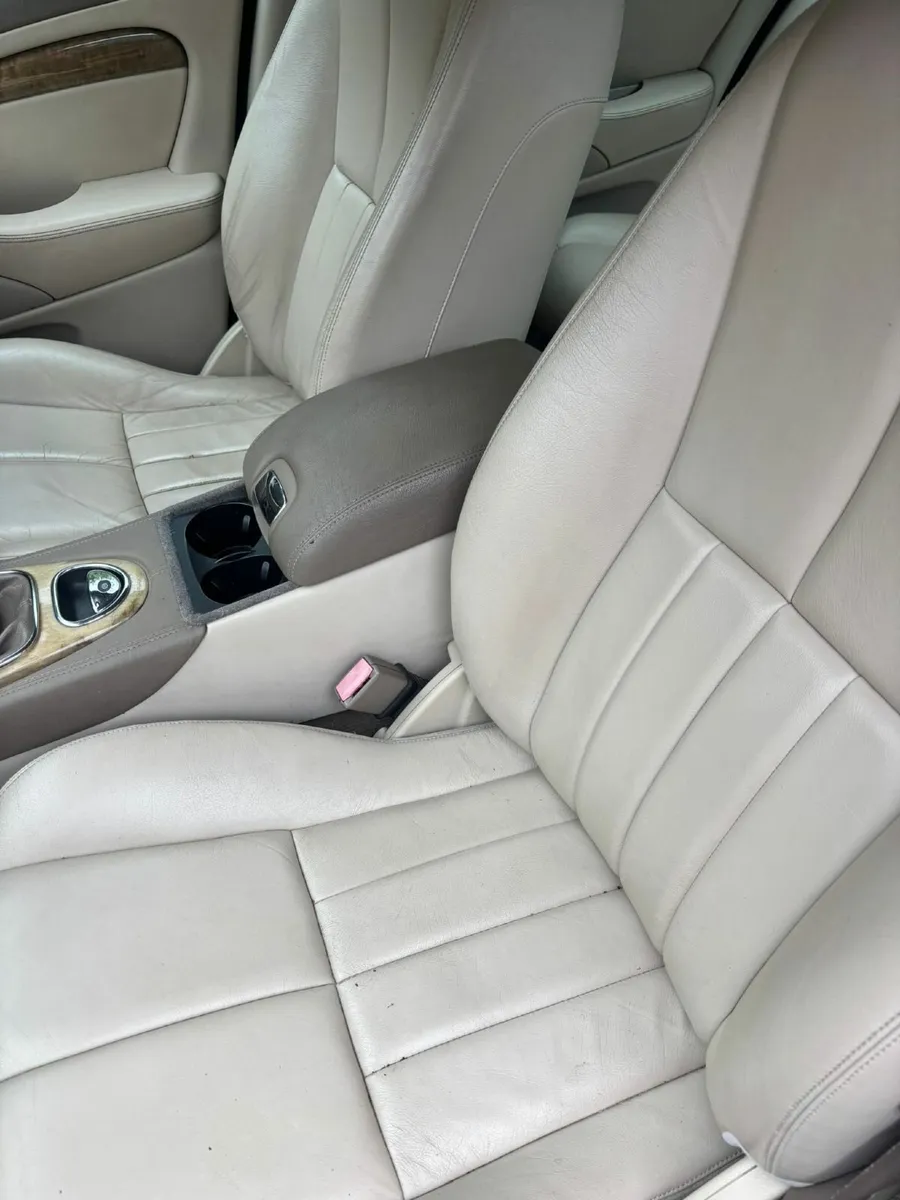 S Type Jag - Image 2