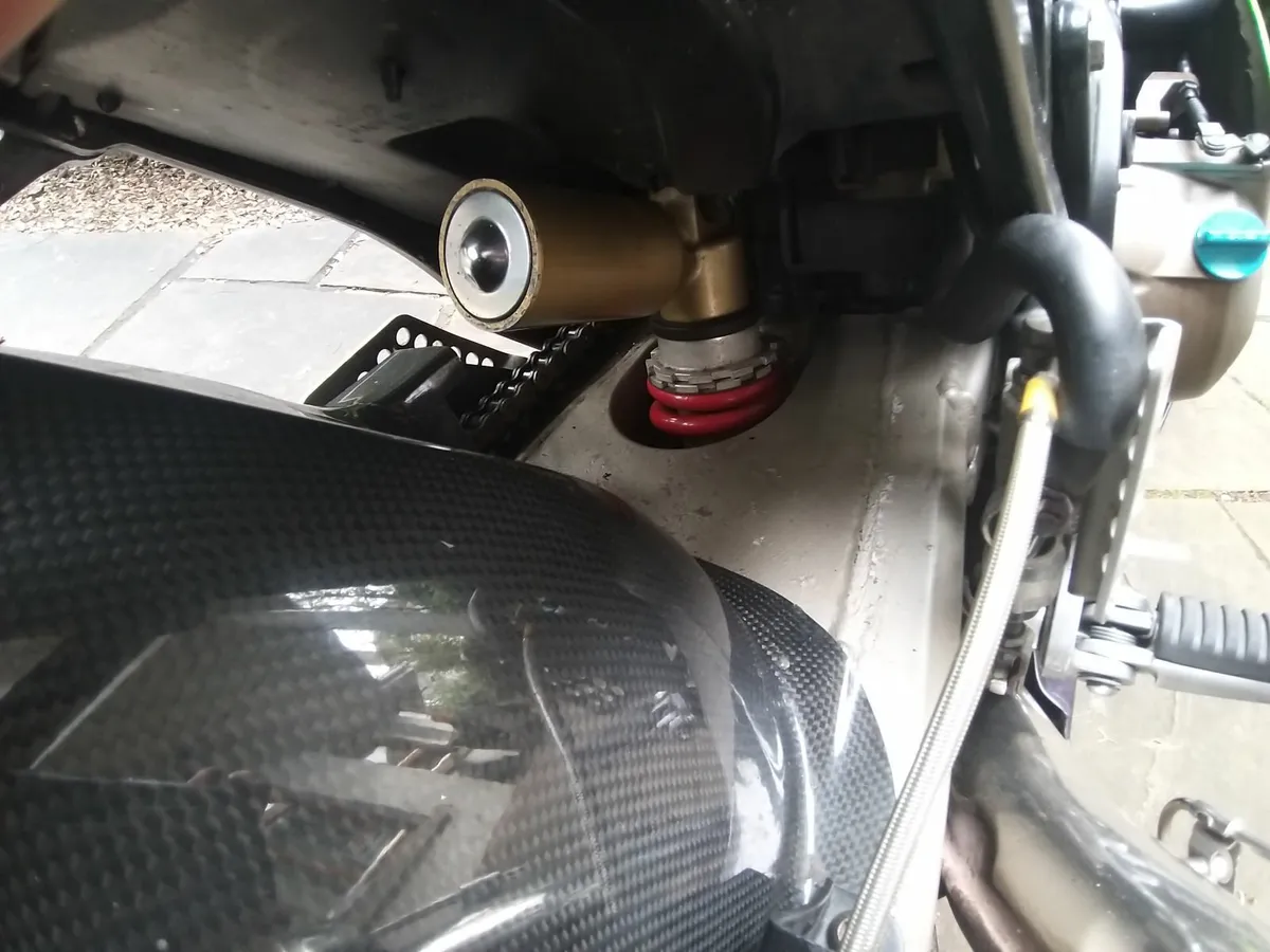 Kawasaki ZX12R 2001 - Image 4