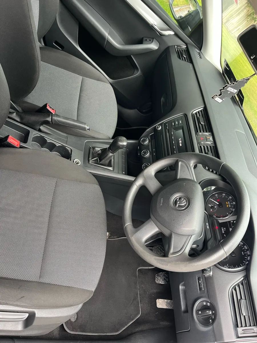 Skoda Octavia - Image 4