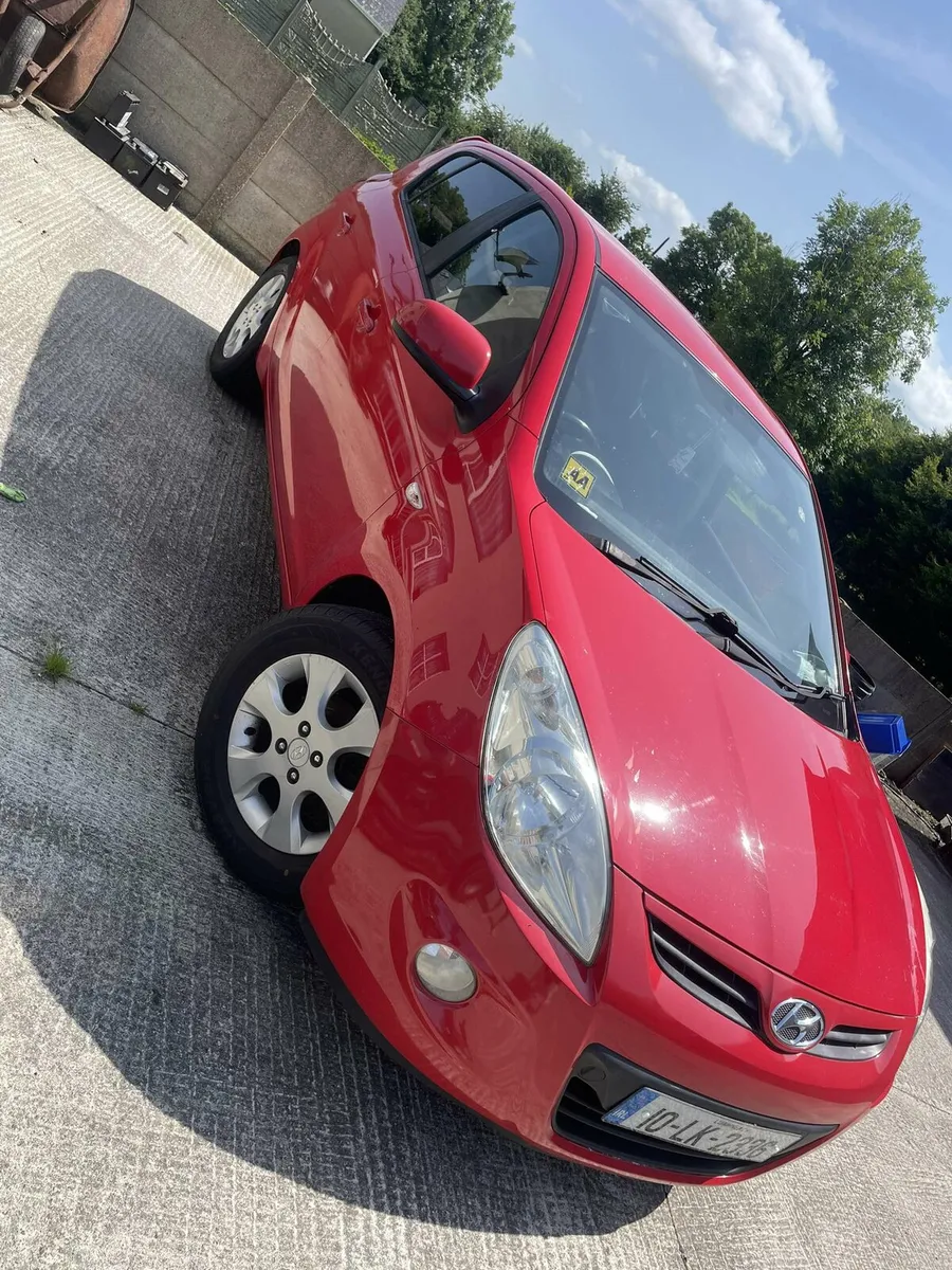 Hyundai i20 - Image 1