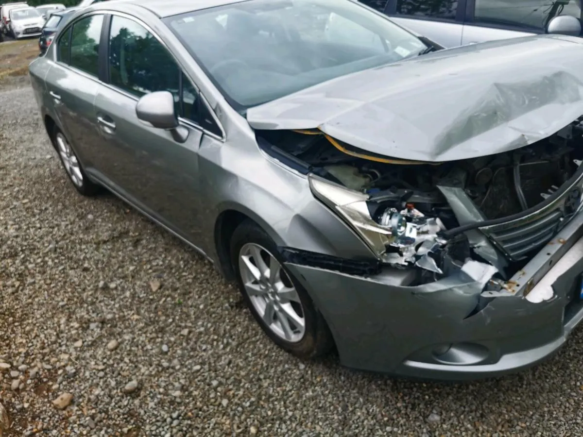 11 Toyota Avensis 2.0 D4D NCT 9/25 - Image 3