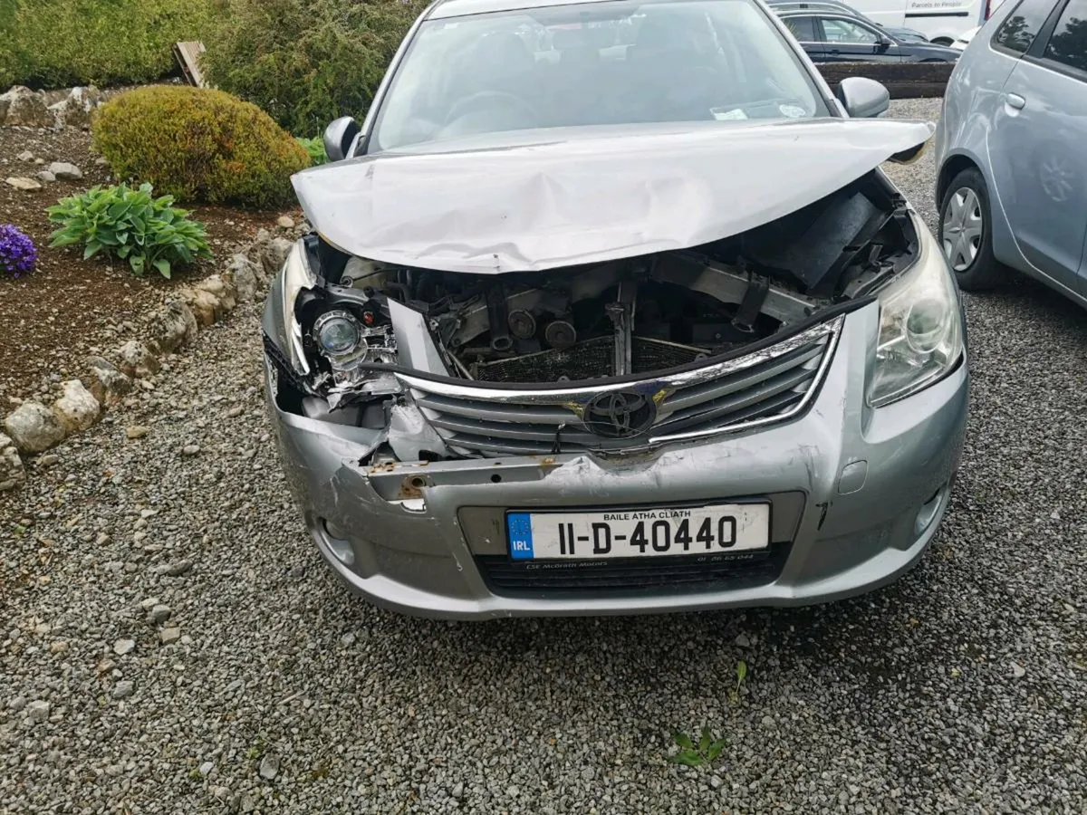 11 Toyota Avensis 2.0 D4D NCT 9/25 - Image 4