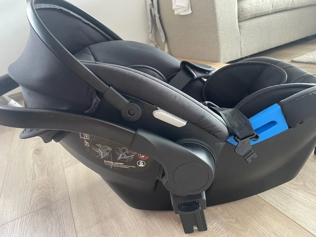Babylo car seat - Image 2