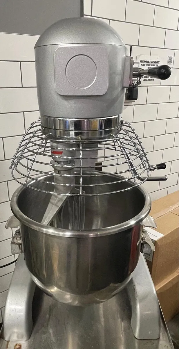 Commercial Food Mixer - Image 2