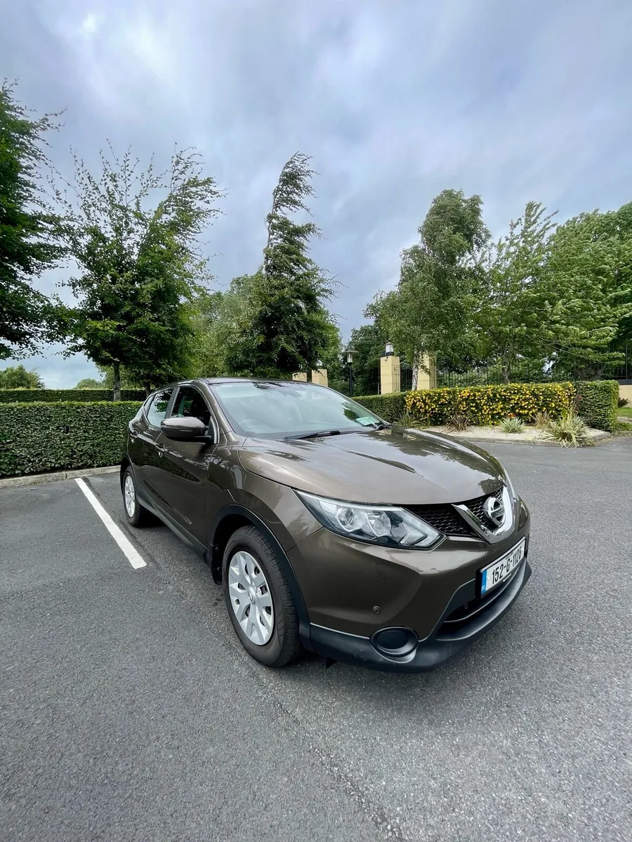 Nissan Qashqai Automatic - Image 1