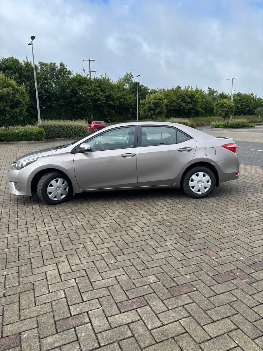 Toyota Corolla 1.4 D4D NCT 04/26 tax 07/25 - Image 3