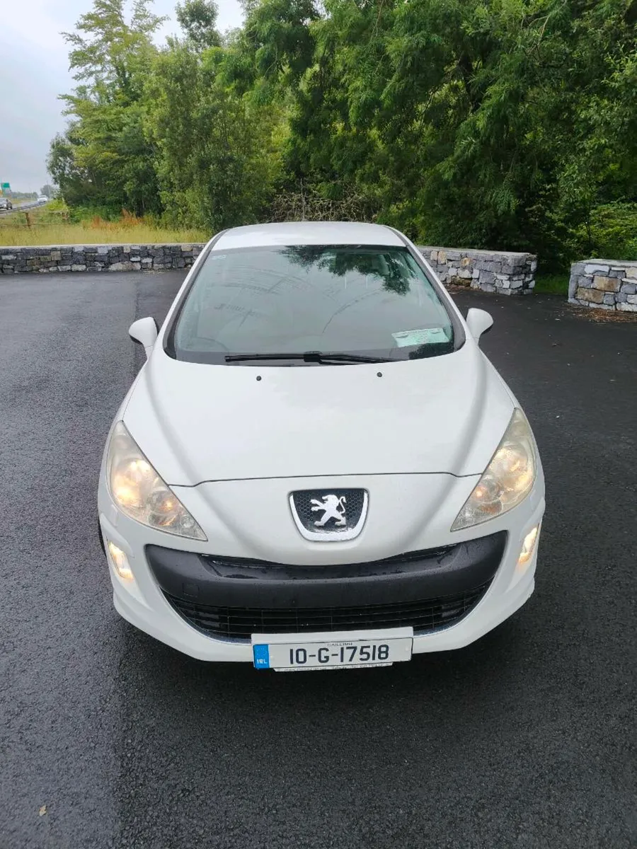 Peugeot 308 - Image 1