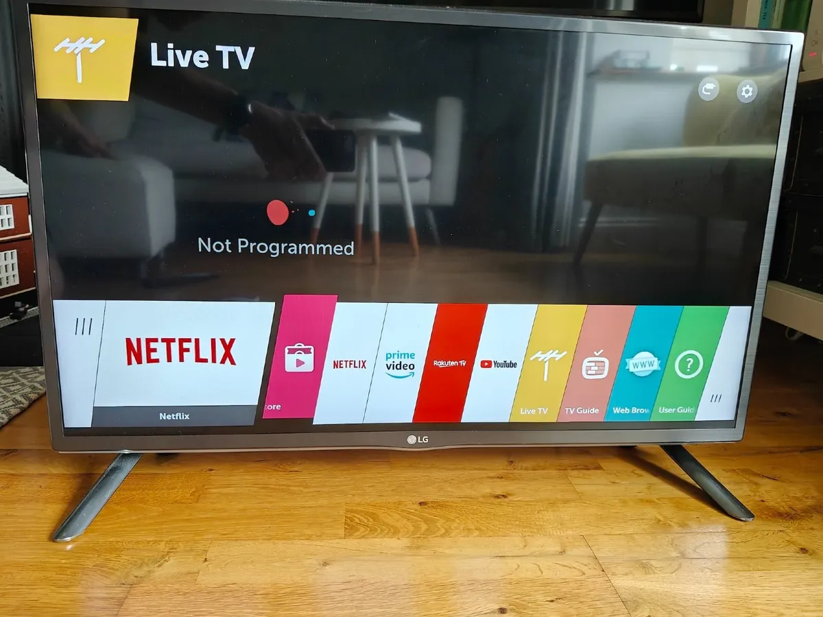 32" LG LED 3D Smart TV - Image 1