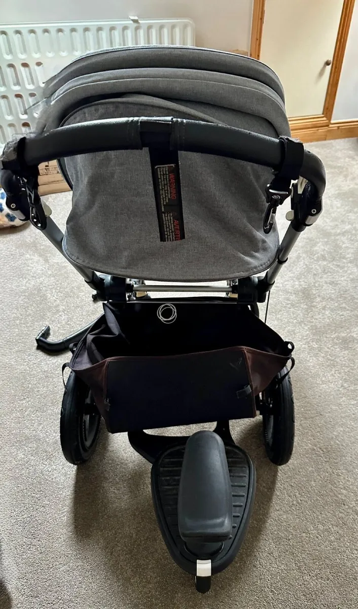 Stroller - Image 3