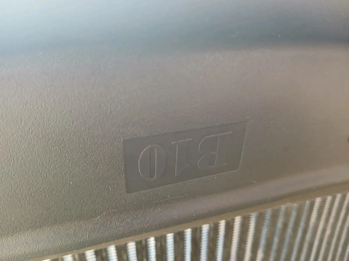Herman Miller Aeron Chair - Image 3