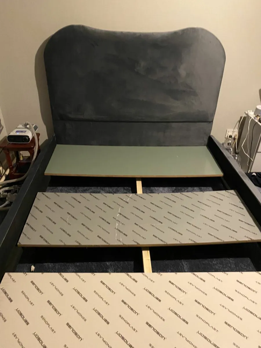 Bedframe - Image 2