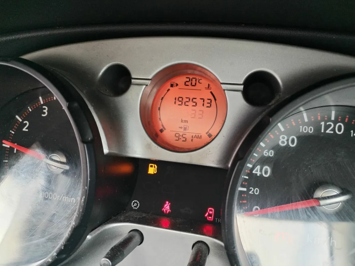 Nissan Qashqai 2008 - Image 2
