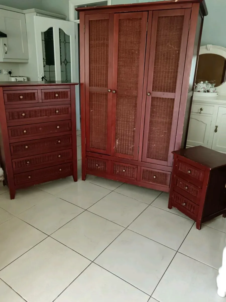 Bedroom set - Image 3