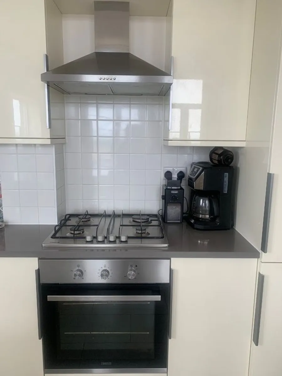 Kitchen - Image 4