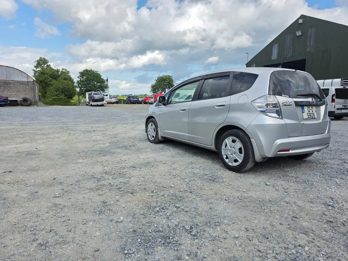 2012 Honda fit  automatic - Image 3