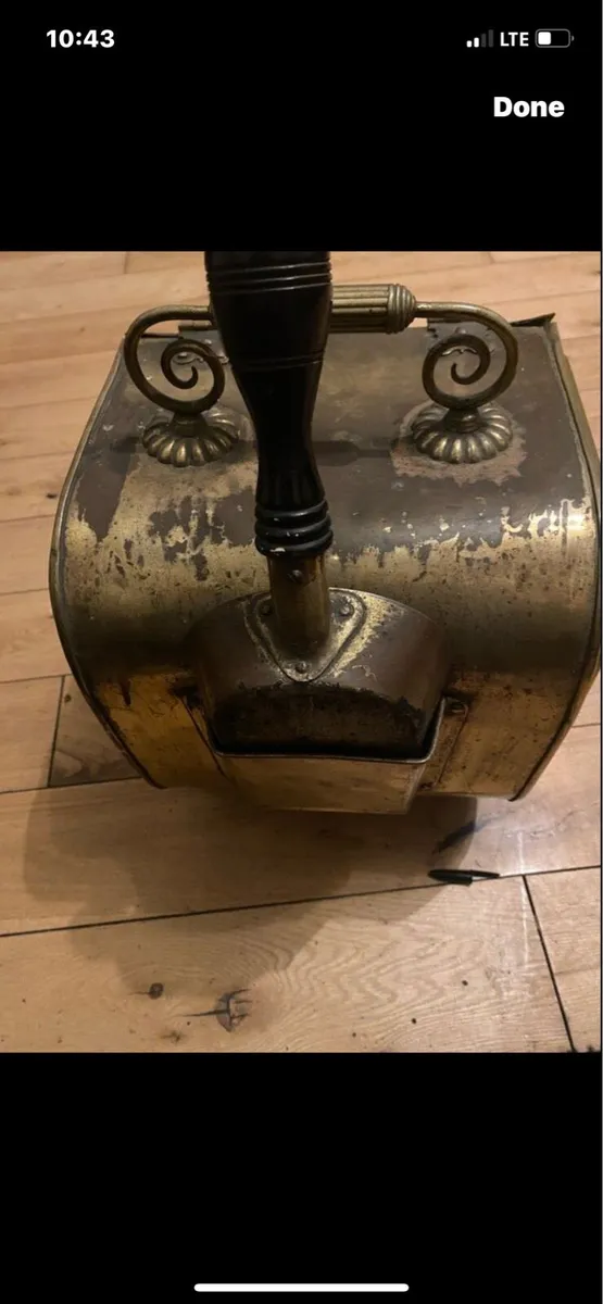 Antique brass coal scuttle - Image 3