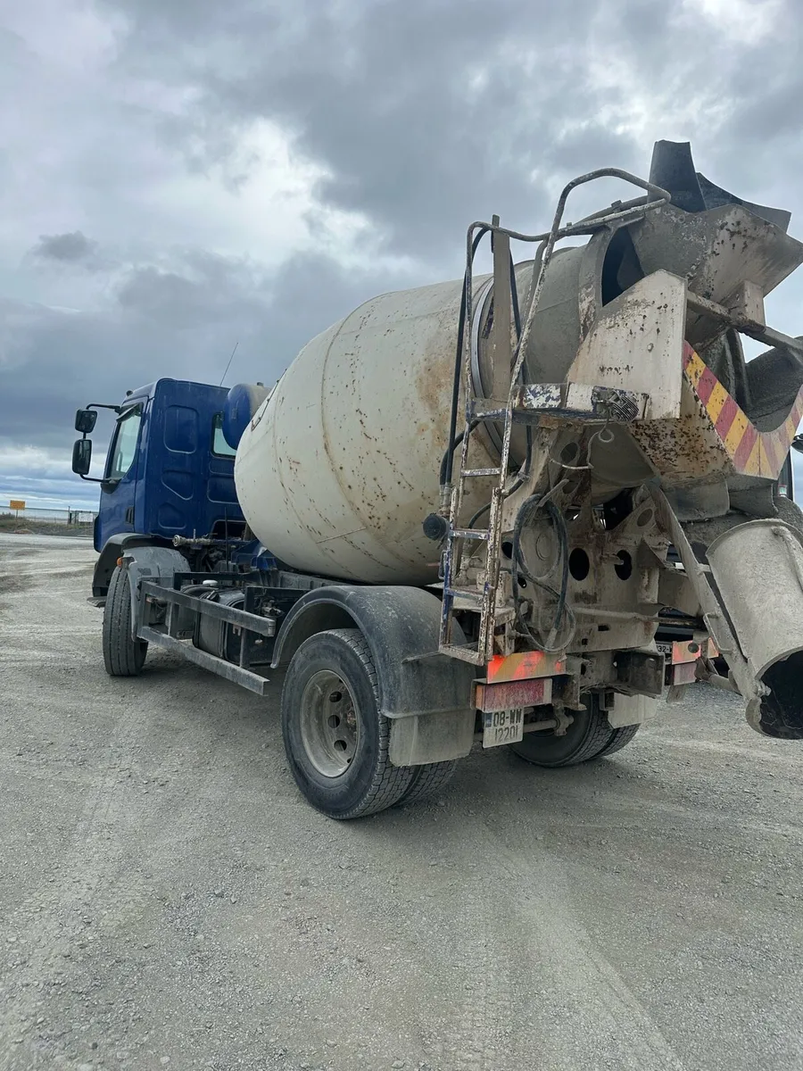DAF Lf mixer. Tipper grab - Image 4