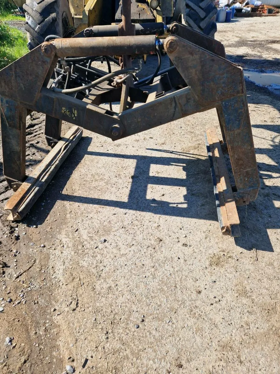 Block grab - Image 3