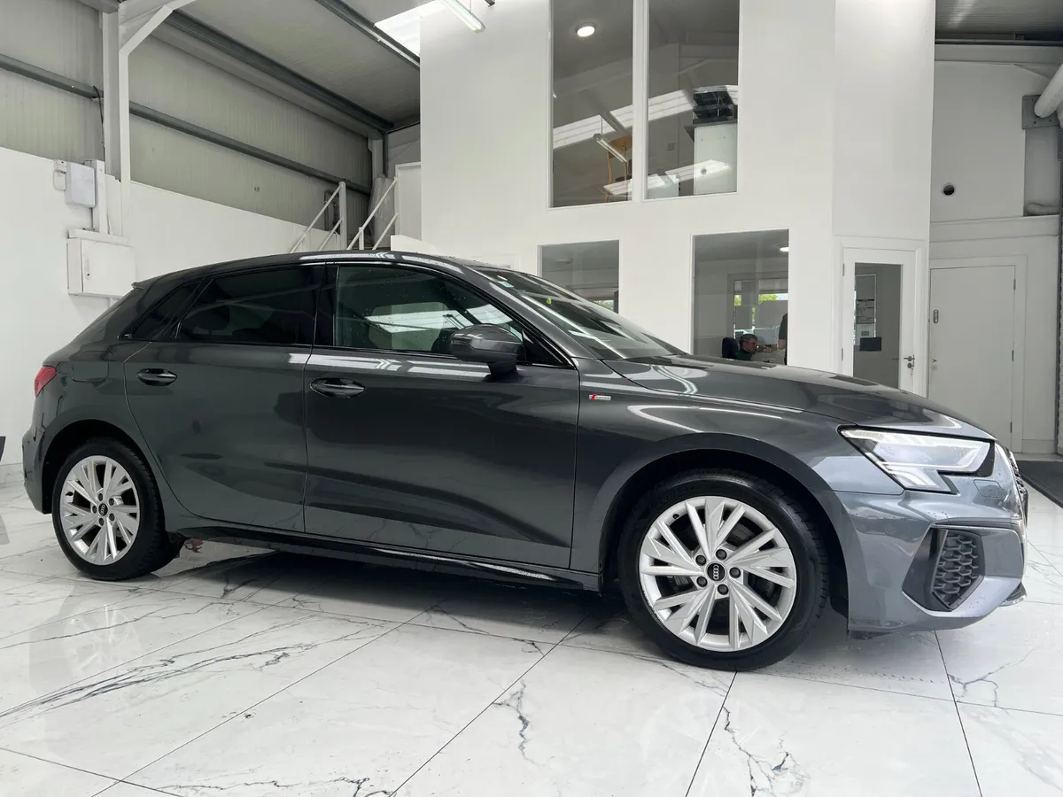 Audi A3 2021 SLINE AUTO - Image 3
