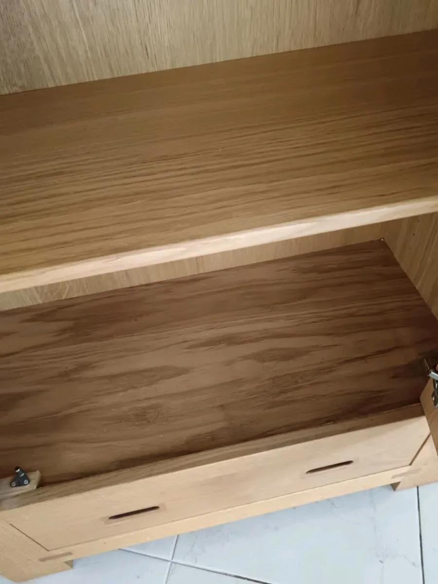 Solid oak cabinet - Image 3