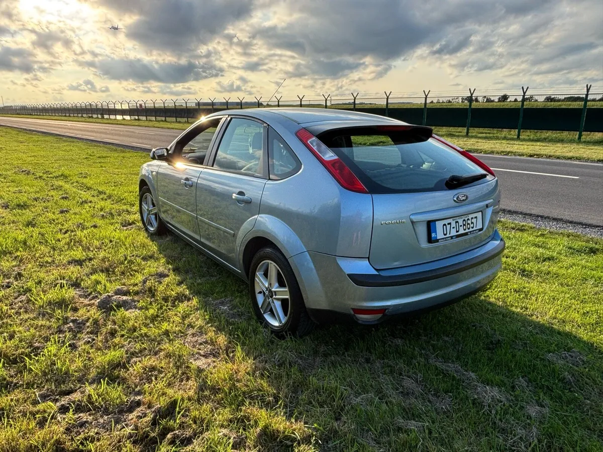 Ford Focus 1.4 Connection - Image 4
