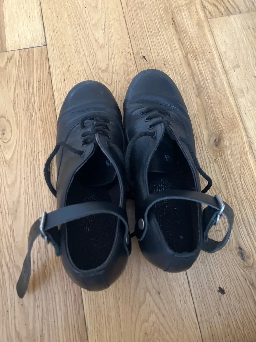 Irish dancing shoes - Image 1
