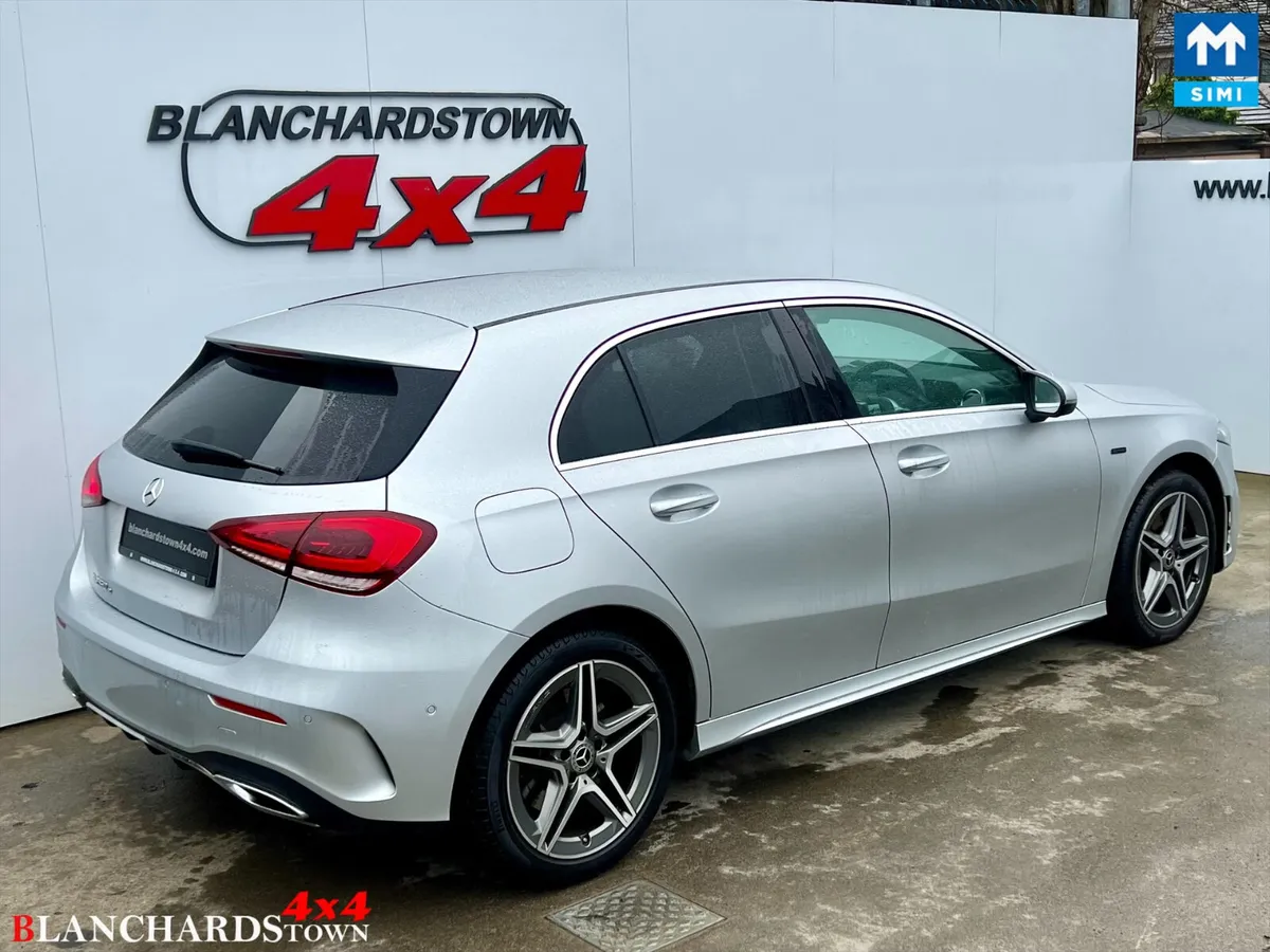 MERCEDES BENZ A250e AMG LINE PREMIUM PLUS - Image 2