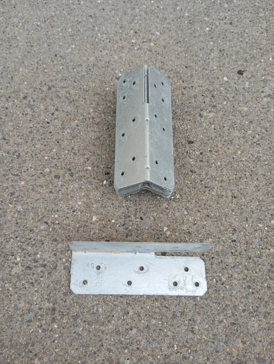 Angle Brackets - Image 3