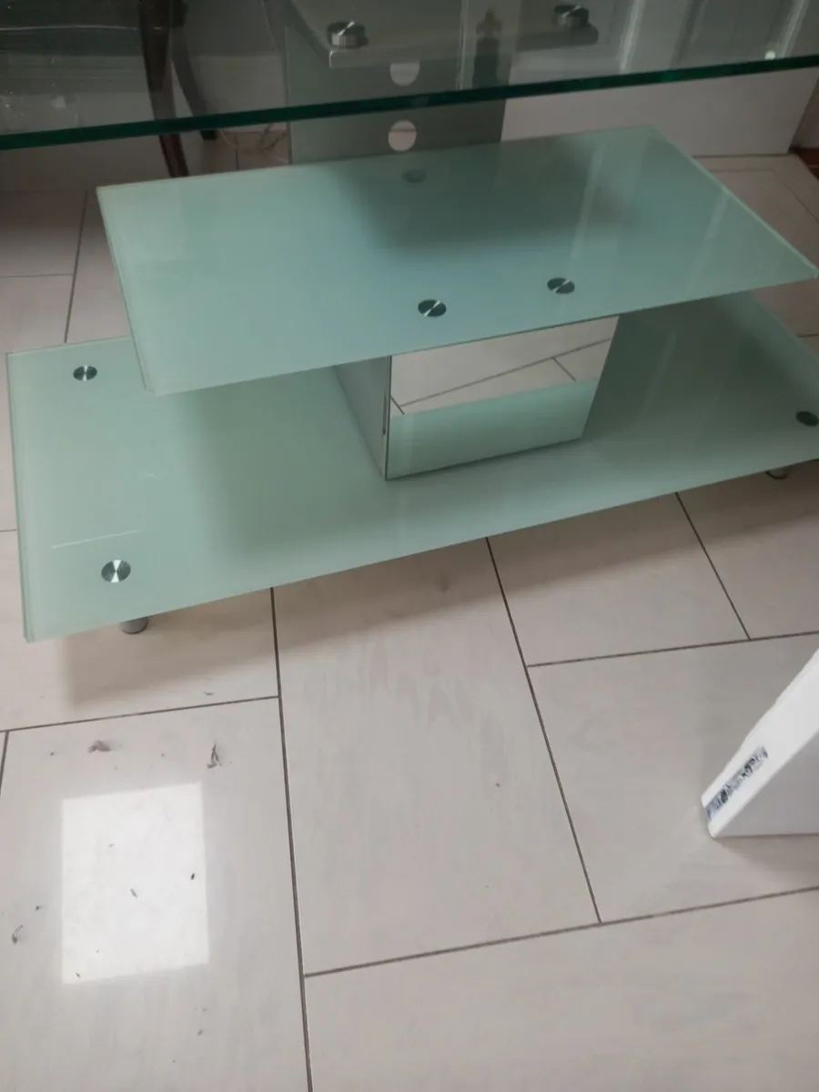 Tv stand - Image 4