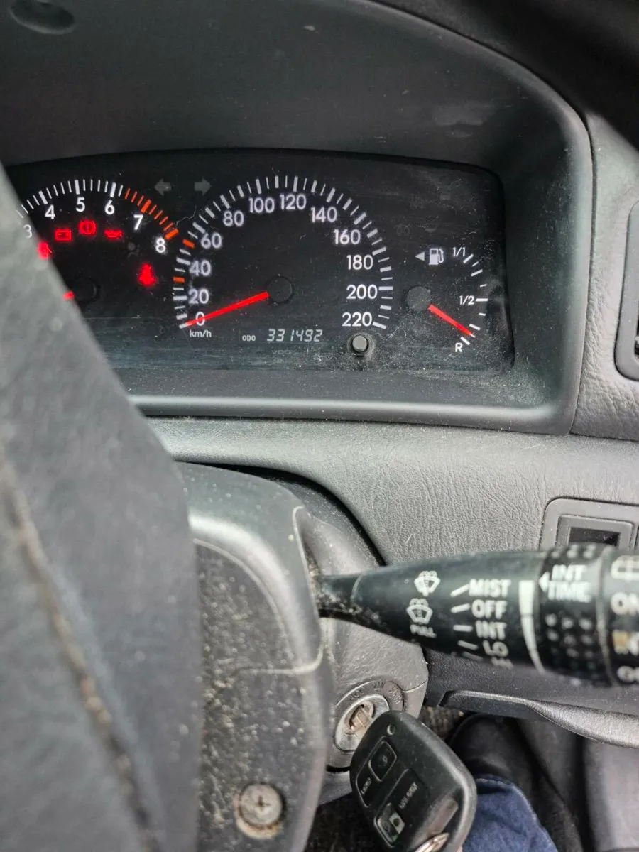 07 Toyota corrolla - Image 1