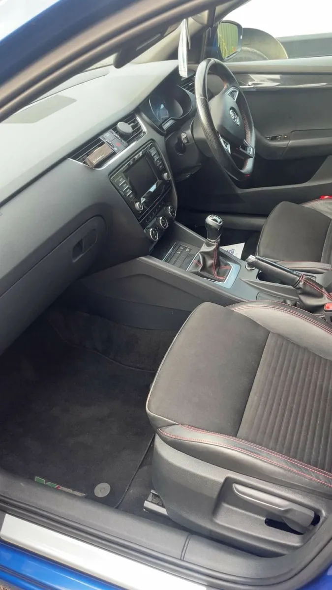 Skoda Octavia 2015 - Image 4