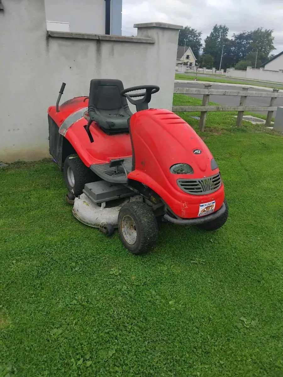 Ride on lawnmower 20hp - Image 1