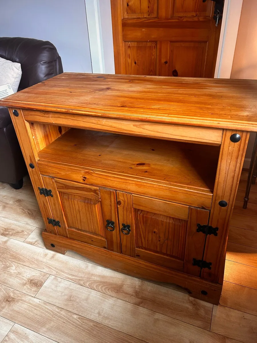 TV Cabinet - Image 1
